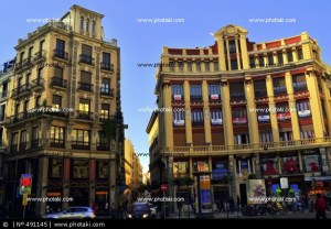 Vista de la calle del Príncipe, donde se ubicaba la taberna del Portugués, desde la plaza de Canalejas.